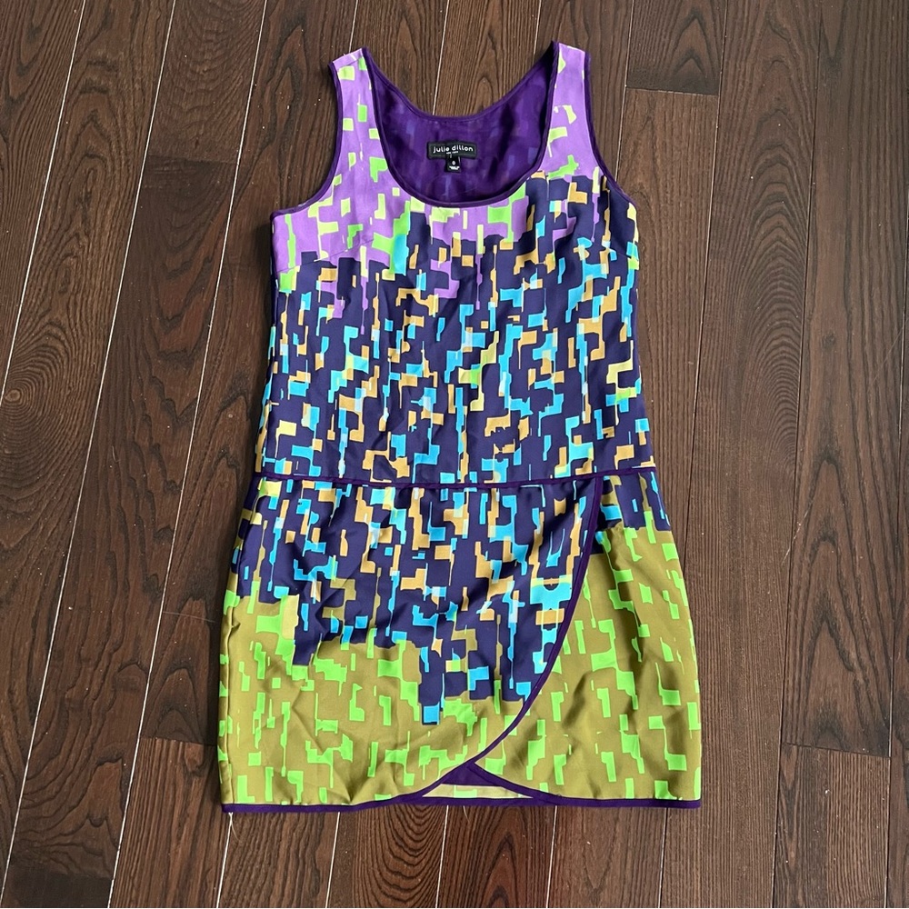 Julie Dillon New York retro mini dress